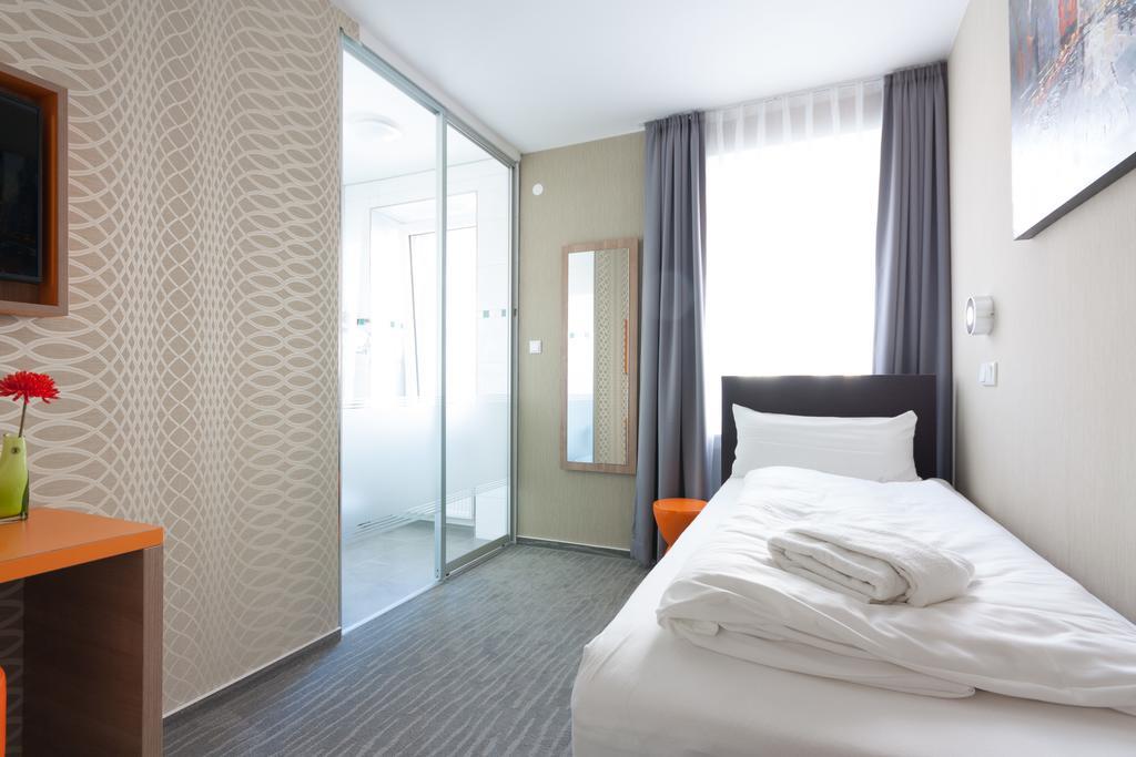 Stay-Inn Bielefeld Zentrum Kamer foto